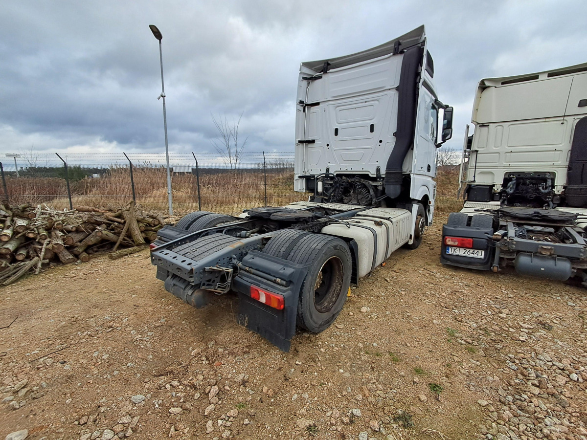 MERCEDES BENZ ACTROS CIĄGNIK SIODŁOWY - Камион влекач: слика 3 MERCEDES BENZ ACTROS CIĄGNIK SIODŁOWY - Камион влекач: слика 3