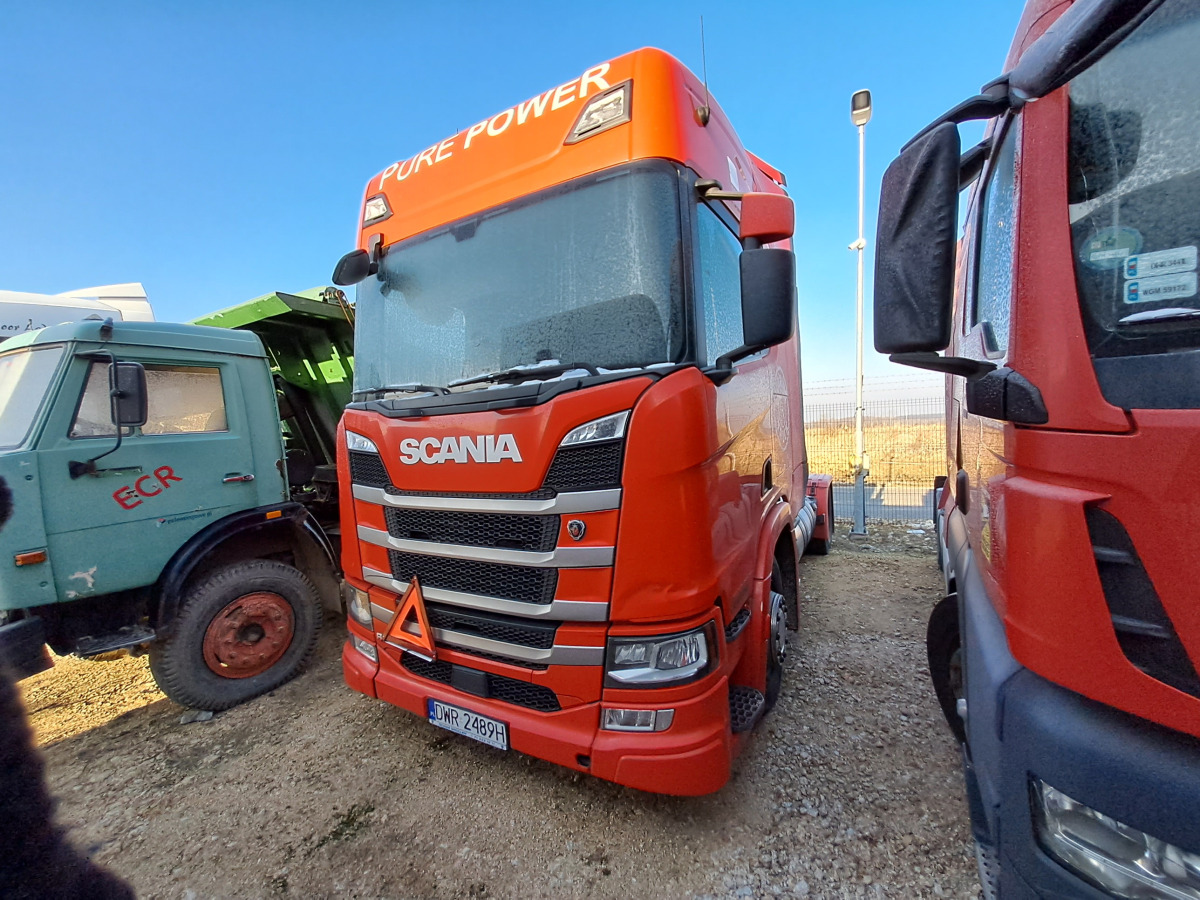 SCANIA R410 CIĄGNIK SIODŁOWY - Камион влекач: слика 3 SCANIA R410 CIĄGNIK SIODŁOWY - Камион влекач: слика 3