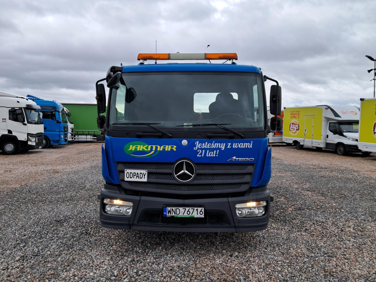 MERCEDES BENZ ATEGO HAKOWIEC - Камион со кука за подигање: слика 3 MERCEDES BENZ ATEGO HAKOWIEC - Камион со кука за подигање: слика 3
