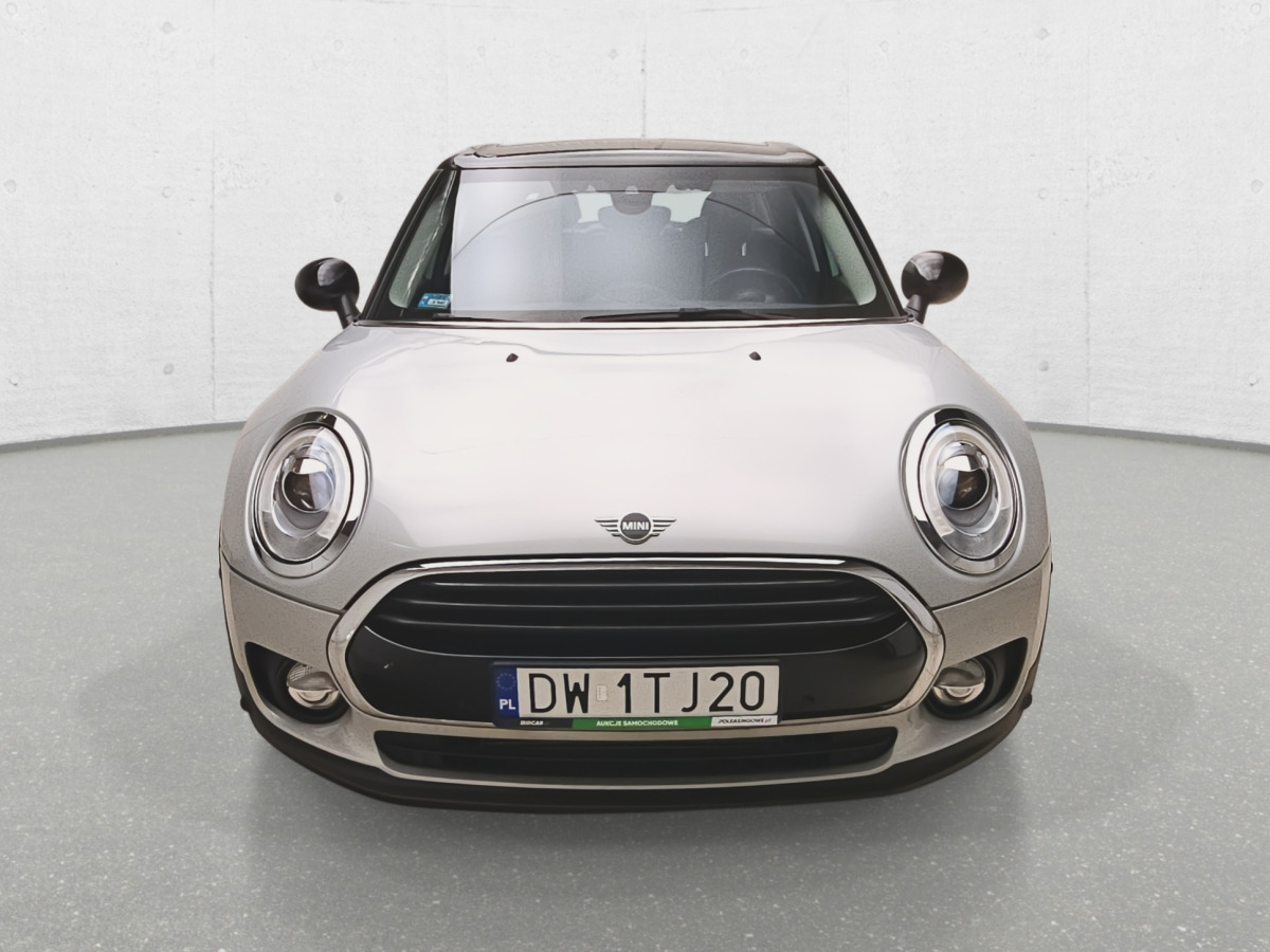 MINI CLUBMAN COOPER HATCHBACK - Автомобил: слика 3 MINI CLUBMAN COOPER HATCHBACK - Автомобил: слика 3