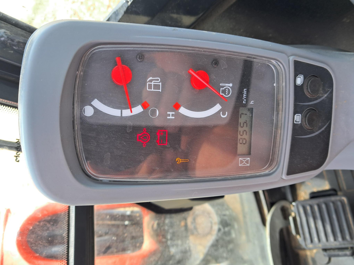 Minikoparka – KUBOTA KX027-4 – 2022 – 17,5 kW – szybkozłącze - Мини багер: слика 5 Minikoparka – KUBOTA KX027-4 – 2022 – 17,5 kW – szybkozłącze - Мини багер: слика 5