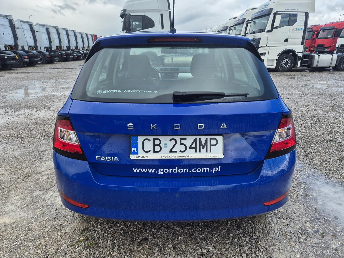 SKODA FABIA HATCHBACK - Хечбек: слика 5 SKODA FABIA HATCHBACK - Хечбек: слика 5