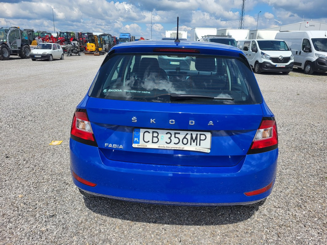 SKODA FABIA HATCHBACK - Хечбек: слика 5 SKODA FABIA HATCHBACK - Хечбек: слика 5