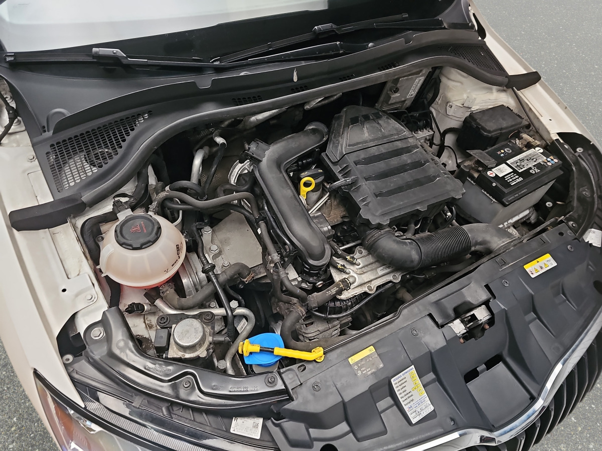 Автомобил SKODA FABIA KOMBI: слика 15