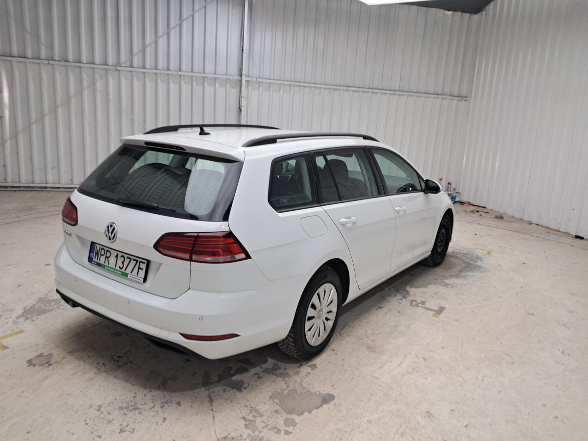 VOLKSWAGEN GOLF KOMBI - Автомобил: слика 4 VOLKSWAGEN GOLF KOMBI - Автомобил: слика 4