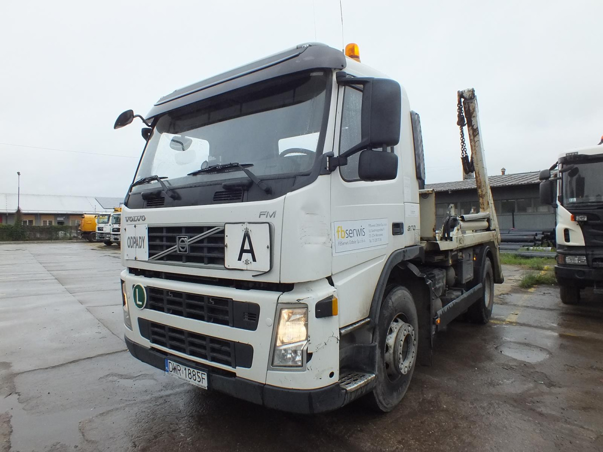 VOLVO FM POD KONTENERY - Камион за подигање контејнери: слика 2 VOLVO FM POD KONTENERY - Камион за подигање контејнери: слика 2