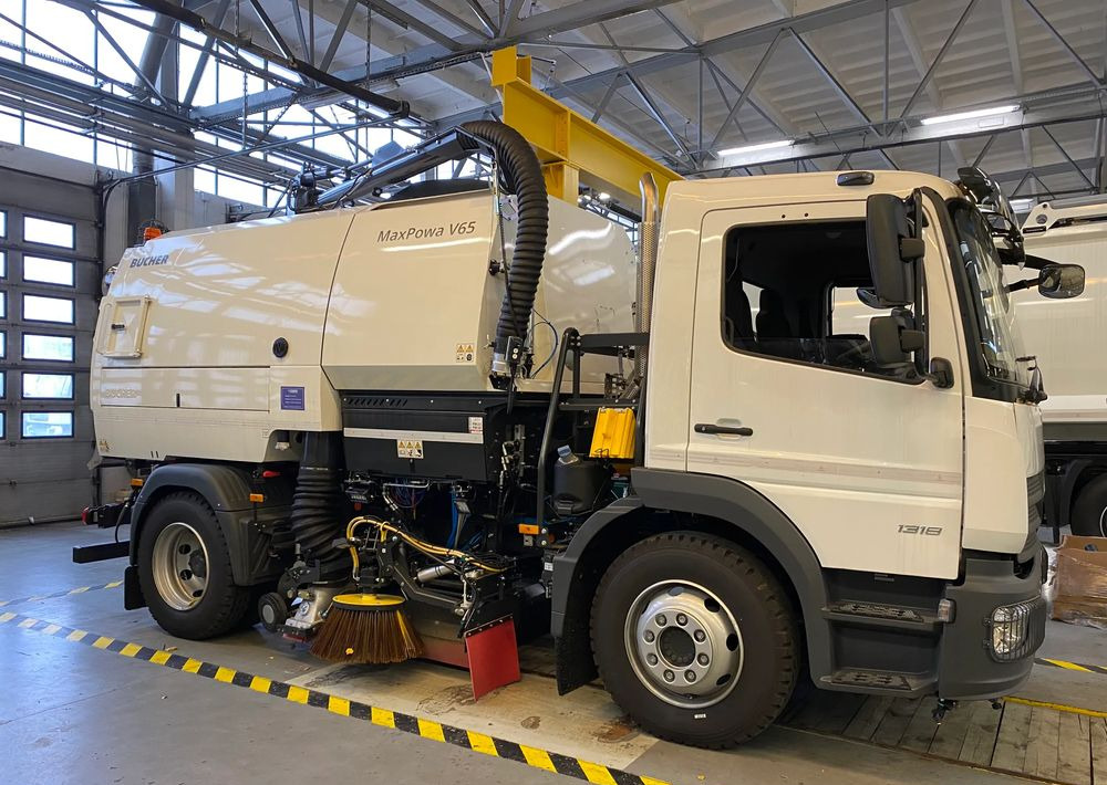 Mercedes-Benz Atego 1318 LKO Zamiatarka - Камион за ѓубре: слика 2 Mercedes-Benz Atego 1318 LKO Zamiatarka - Камион за ѓубре: слика 2