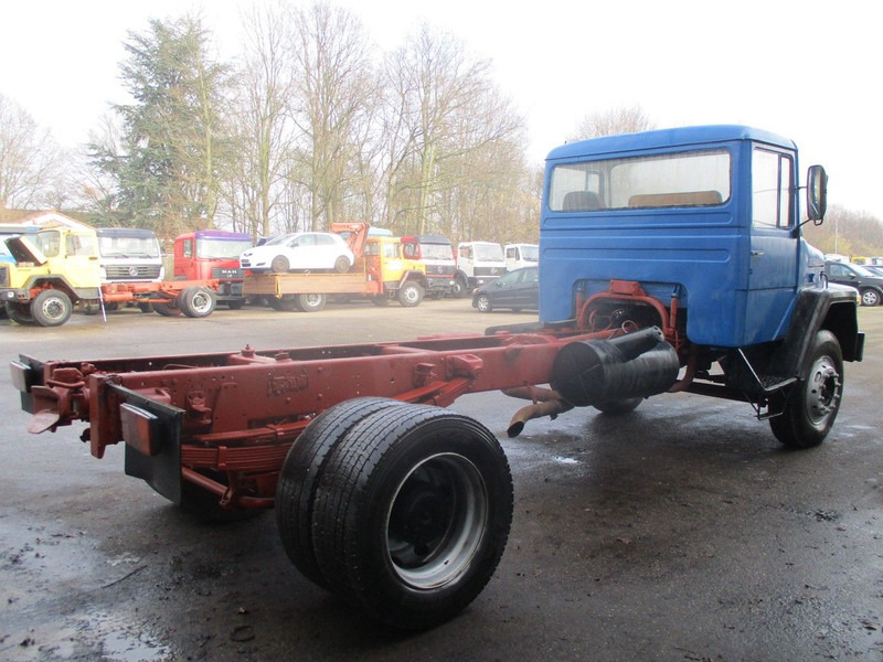 Iveco Magirus Deutz M 160 D 256 , V8 , Manual , Spring suspension - Камион со кабинска шасија: слика 3 Iveco Magirus Deutz M 160 D 256 , V8 , Manual , Spring suspension - Камион со кабинска шасија: слика 3