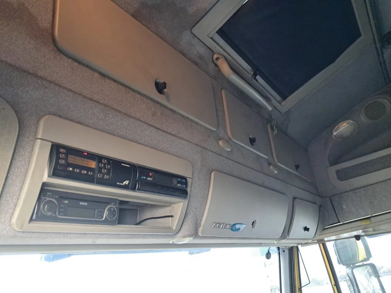 Камион со церада Iveco Stralis 430 , 6x2 , Manual Gearbox , Euro 3: слика 16 Камион со церада Iveco Stralis 430 , 6x2 , Manual Gearbox , Euro 3: слика 16