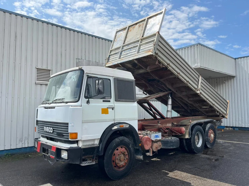 Iveco Turbostar 190-38 , 6x2 , V8 Watercooling , 3 Way Tipper , Spring Suspension , Manual - Кипер: слика 1 Iveco Turbostar 190-38 , 6x2 , V8 Watercooling , 3 Way Tipper , Spring Suspension , Manual - Кипер: слика 1