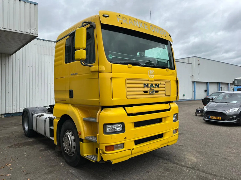MAN TGA 18-390 , Manual Gearbox , Airco , PTO , Tipper hydraulics - Камион влекач: слика 4 MAN TGA 18-390 , Manual Gearbox , Airco , PTO , Tipper hydraulics - Камион влекач: слика 4