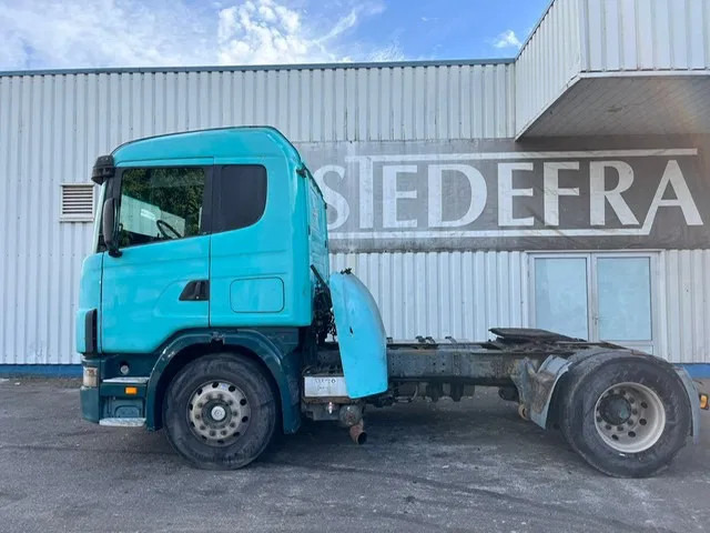 Scania R 124 L 420 , Manual Gearbox , Airco , Retarder - Камион влекач: слика 2 Scania R 124 L 420 , Manual Gearbox , Airco , Retarder - Камион влекач: слика 2