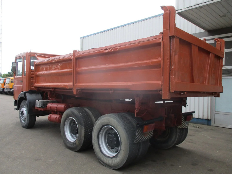 MAN 26.321 6x4 , 3 way tipper , ZF Manual , Spring suspension - Кипер: слика 5 MAN 26.321 6x4 , 3 way tipper , ZF Manual , Spring suspension - Кипер: слика 5
