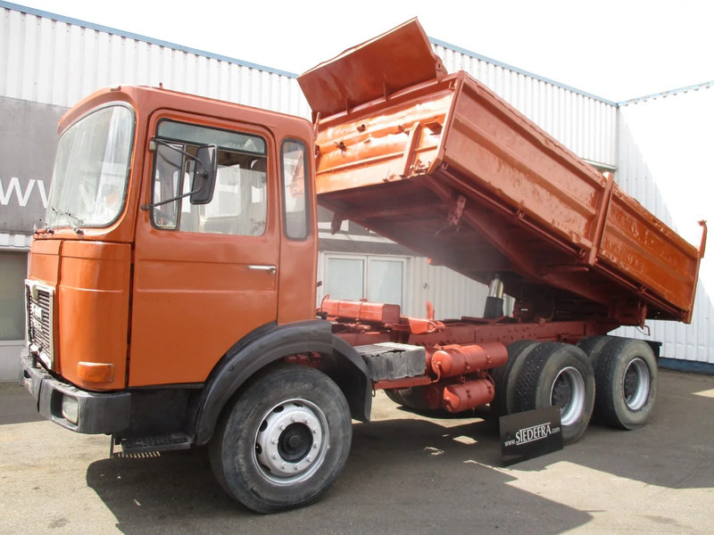 MAN 26.321 6x4 , 3 way tipper , ZF Manual , Spring suspension - Кипер: слика 1 MAN 26.321 6x4 , 3 way tipper , ZF Manual , Spring suspension - Кипер: слика 1