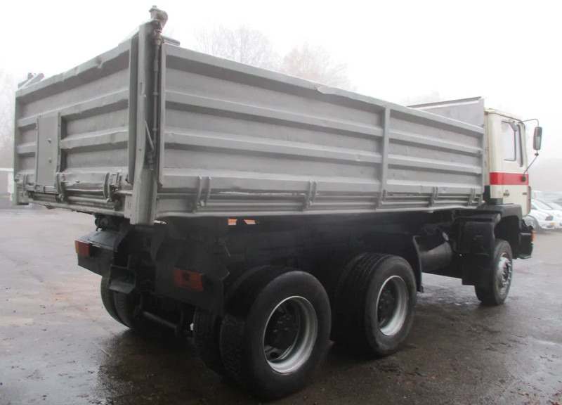MAN 26 322 ZF Manual , 6x4 , 3 way tipper , Spring suspension - Кипер: слика 3 MAN 26 322 ZF Manual , 6x4 , 3 way tipper , Spring suspension - Кипер: слика 3