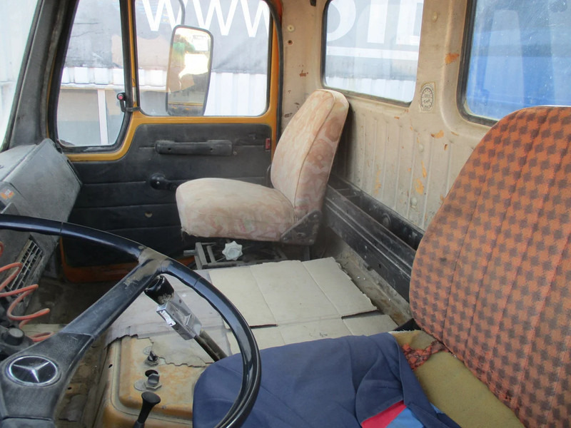 Кипер Mercedes-Benz 2632 , V10, 6x4, ZF Manual , 3 way tipper , Spring Suspension: слика 9