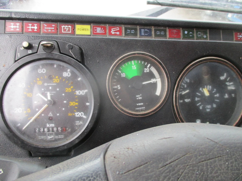 Кипер Mercedes-Benz 2635 , V8 Bi-Turbo , 6x4, ZF Manual , 3 way tipper , Spring suspension: слика 13