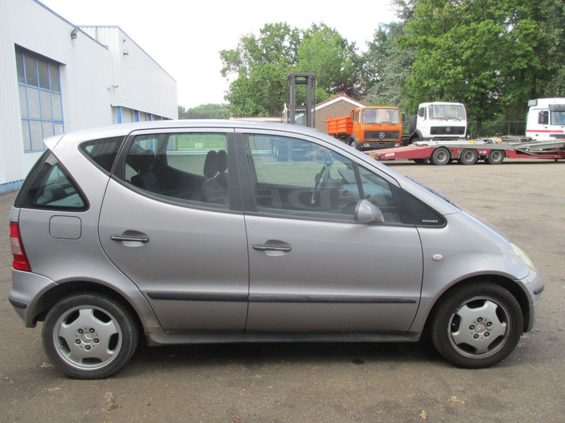 Mercedes-Benz A-Klasse A160 Elegance , Manual - Хечбек: слика 5 Mercedes-Benz A-Klasse A160 Elegance , Manual - Хечбек: слика 5