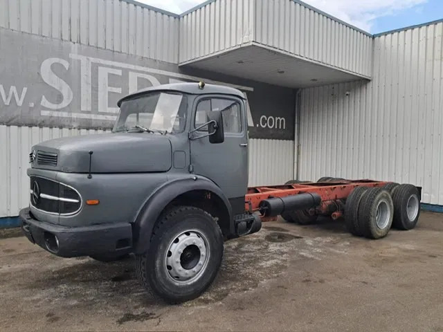 Mercedes-Benz LK 2624 , 6x4 , Manual , Spring suspension - Камион со кабинска шасија: слика 1 Mercedes-Benz LK 2624 , 6x4 , Manual , Spring suspension - Камион со кабинска шасија: слика 1