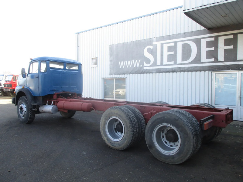 Mercedes-Benz LK 2624 , 6x4 , Manual , Spring suspension - Камион со кабинска шасија: слика 5 Mercedes-Benz LK 2624 , 6x4 , Manual , Spring suspension - Камион со кабинска шасија: слика 5