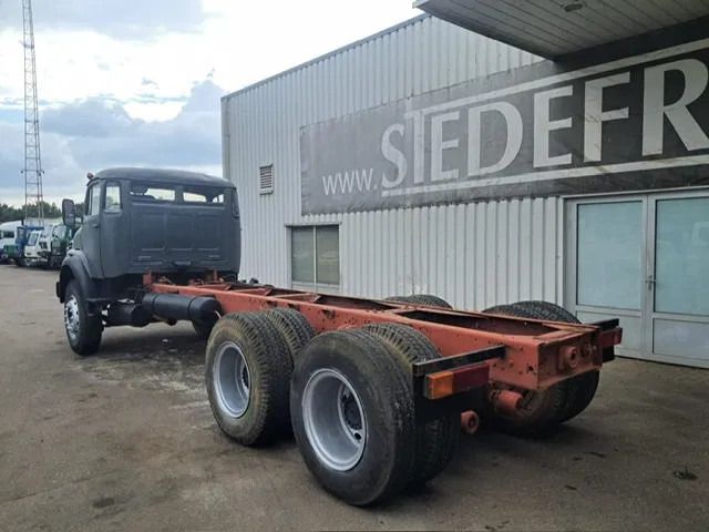 Mercedes-Benz LK 2624 , 6x4 , Manual , Spring suspension - Камион со кабинска шасија: слика 5 Mercedes-Benz LK 2624 , 6x4 , Manual , Spring suspension - Камион со кабинска шасија: слика 5
