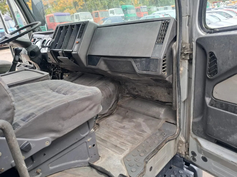 Камион со кабинска шасија Mercedes-Benz SK 3535 ,V8 Biturbo , 8x4 ,ZF Manual , Spring Suspension: слика 14