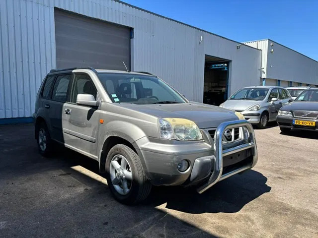 Nissan X-Trail 2.2 DCi , 4x4 , Airco , Export - SUV: слика 4 Nissan X-Trail 2.2 DCi , 4x4 , Airco , Export - SUV: слика 4