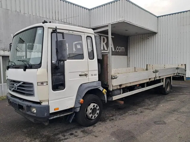 Volvo FL6-07 , Plateau / Car Transporter, Spring Suspension - Автотранспортен камион: слика 1 Volvo FL6-07 , Plateau / Car Transporter, Spring Suspension - Автотранспортен камион: слика 1