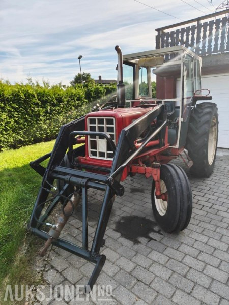 1975 International Harvester 574 - mva fri traktor rep.objekt - Трактор: слика 1 1975 International Harvester 574 - mva fri traktor rep.objekt - Трактор: слика 1