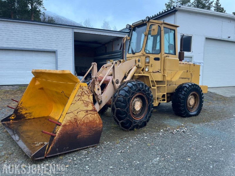 1984 Cat 930 Hjullaster selges som reparasjons objekt - Натоварувач на тркала: слика 1 1984 Cat 930 Hjullaster selges som reparasjons objekt - Натоварувач на тркала: слика 1