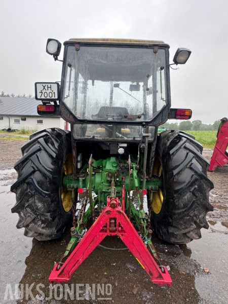 1988 John Deere 1950 POWER SYNCHRON med toppstag og triangelfeste - Трактор: слика 5 1988 John Deere 1950 POWER SYNCHRON med toppstag og triangelfeste - Трактор: слика 5