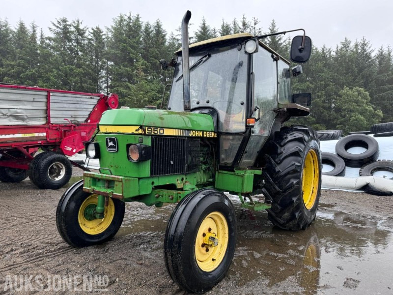 1988 John Deere 1950 POWER SYNCHRON med toppstag og triangelfeste - Трактор: слика 1 1988 John Deere 1950 POWER SYNCHRON med toppstag og triangelfeste - Трактор: слика 1
