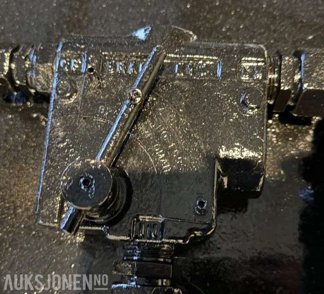 2000 Hymax Hymas Sandspreder skuffe 650 Liter - Градежна опрема: слика 2 2000 Hymax Hymas Sandspreder skuffe 650 Liter - Градежна опрема: слика 2