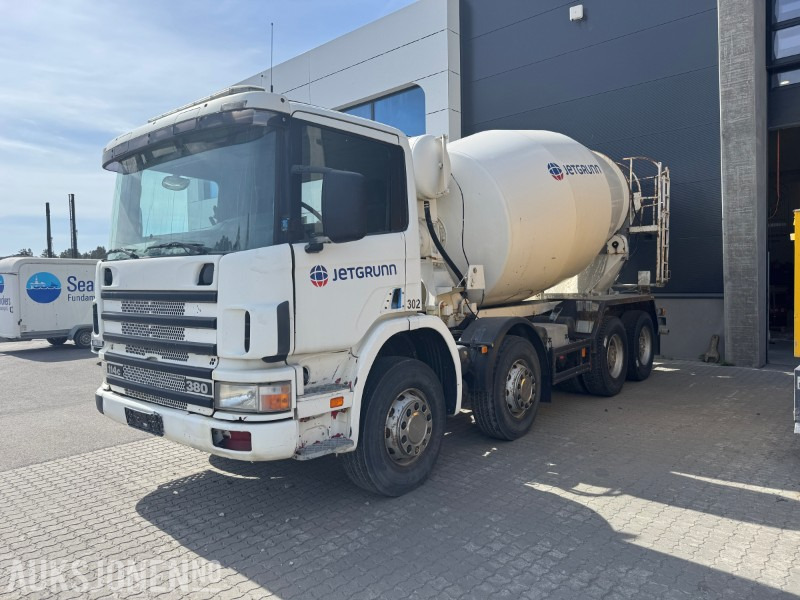 2000 Scania P-serie Betongbil P114CB 8X4 - Камион миксер за бетон: слика 1 2000 Scania P-serie Betongbil P114CB 8X4 - Камион миксер за бетон: слика 1