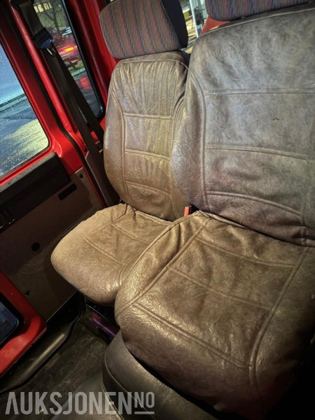 Лизинг на  2000 Volvo FL611 med kran og plan KUN 98.766km EU OK TIL 09.12.2026 2000 Volvo FL611 med kran og plan KUN 98.766km EU OK TIL 09.12.2026: слика 15