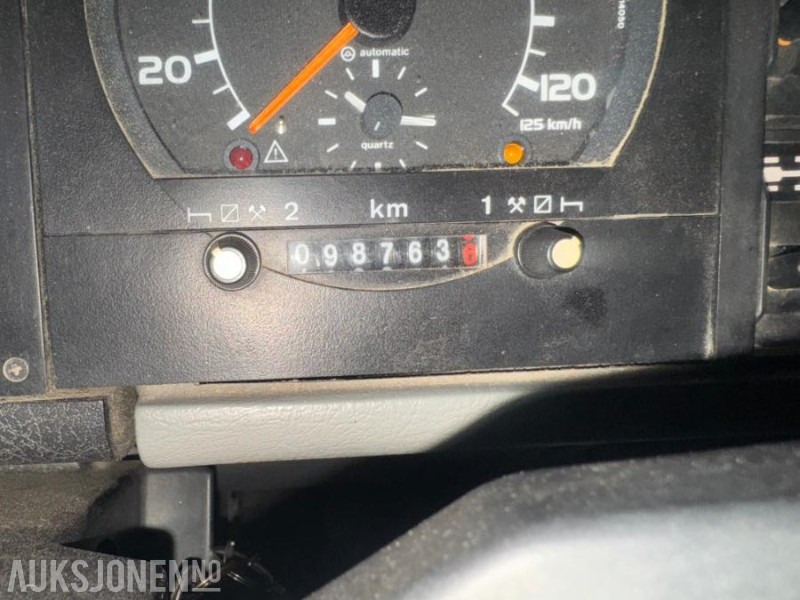 Лизинг на  2000 Volvo FL611 med kran og plan KUN 98.766km EU OK TIL 09.12.2026 2000 Volvo FL611 med kran og plan KUN 98.766km EU OK TIL 09.12.2026: слика 11