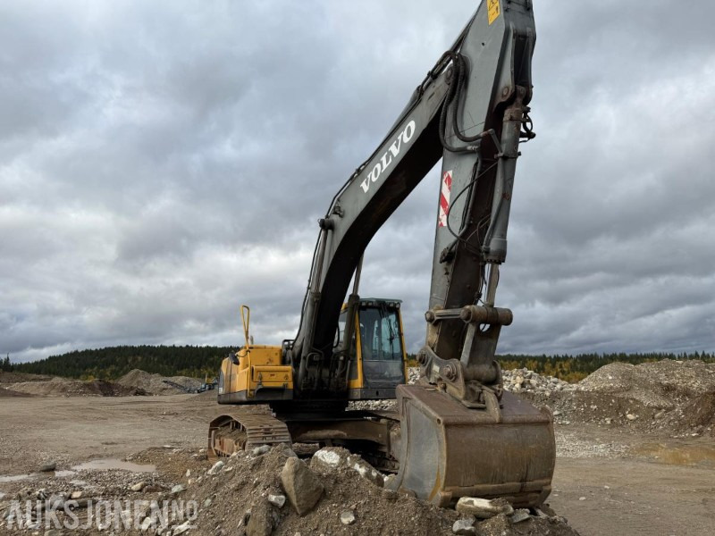 2002 Volvo EC290B - Motorhavari - 13 530 timer - Rep.objekt - Багер: слика 2 2002 Volvo EC290B - Motorhavari - 13 530 timer - Rep.objekt - Багер: слика 2