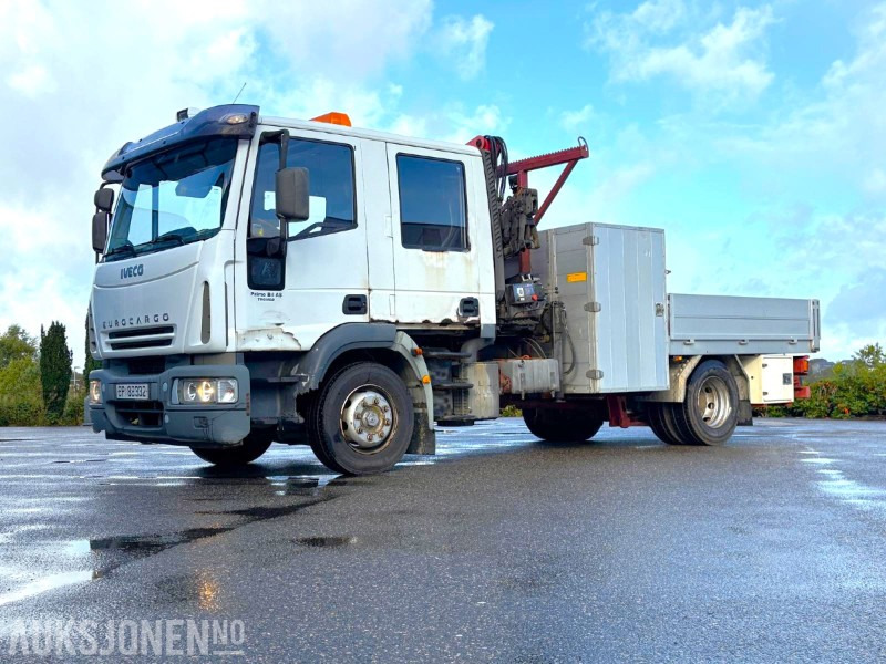 2004 Iveco 120E24 EUROCARGO kranbil - registrert for 5 sitteplasser - Камион со кран: слика 1 2004 Iveco 120E24 EUROCARGO kranbil - registrert for 5 sitteplasser - Камион со кран: слика 1