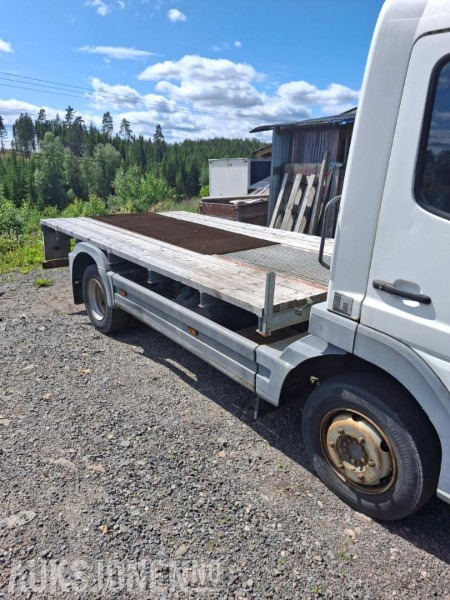 2004 Mercedes-Benz 4X2 ATEGO - Камион со платформа: слика 3 2004 Mercedes-Benz 4X2 ATEGO - Камион со платформа: слика 3