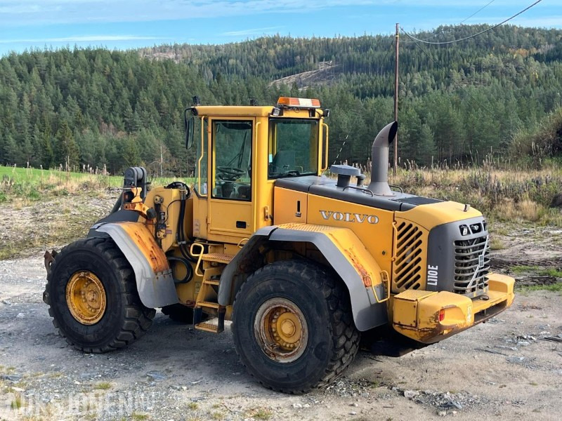 2004 Volvo L110E - Натоварувач на тркала: слика 1 2004 Volvo L110E - Натоварувач на тркала: слика 1