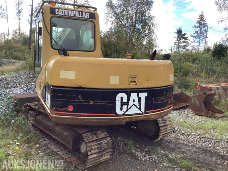 2005 Cat 307C - Багер: слика 3 2005 Cat 307C - Багер: слика 3
