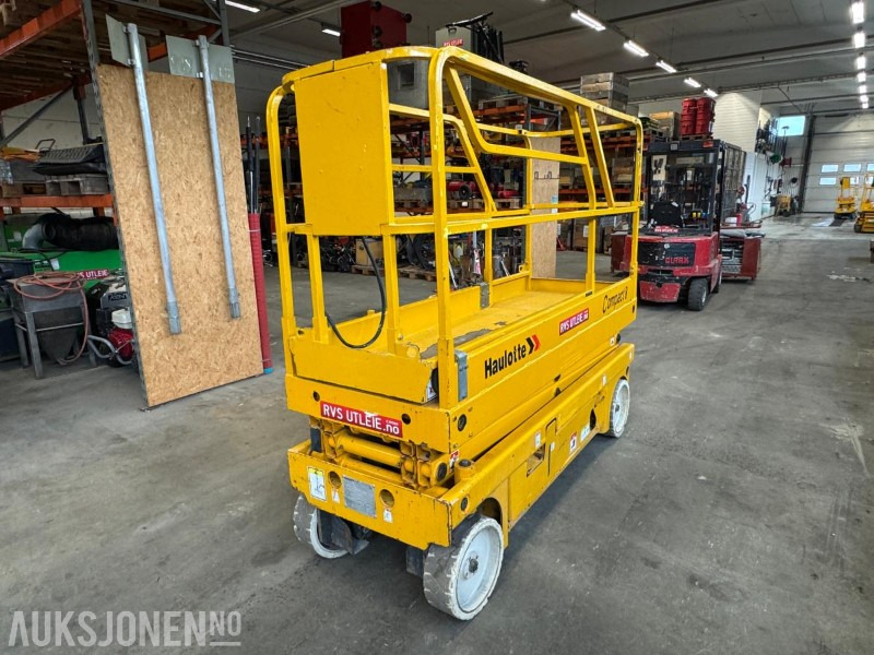 2007 Haulotte Compact 8 sakselift på batteri / årskontrollert - Дигачка платформа: слика 1 2007 Haulotte Compact 8 sakselift på batteri / årskontrollert - Дигачка платформа: слика 1