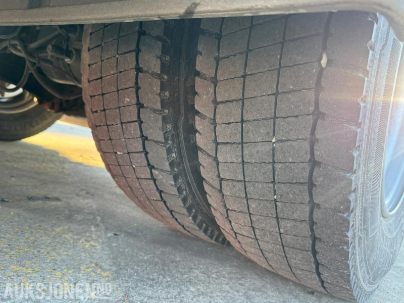 Камион со кран 2007 MAN TGL 8.180 4X2 LINJEBIL MED KRAN OG MASSE UTSTYR: слика 17