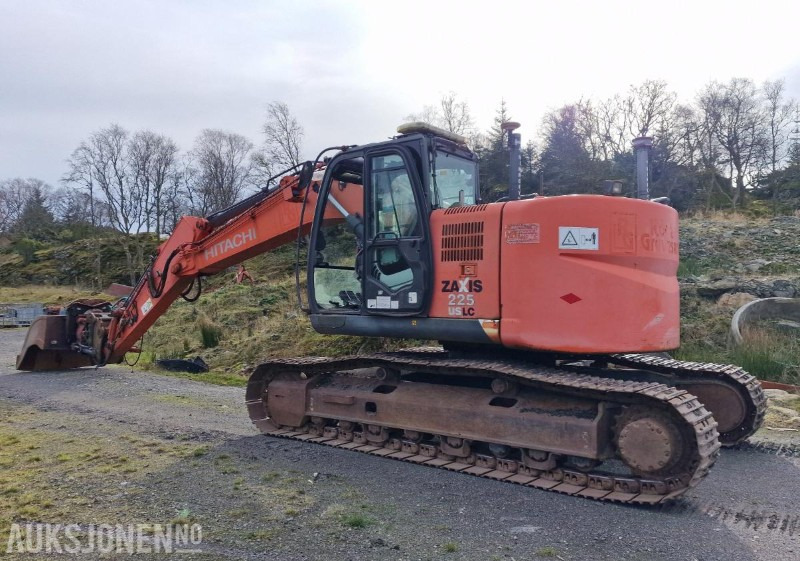 2009 Hitachi ZX225USLC-3 Beltegraver m/GPS/Rototilt med klype/Pusseskuffe, 12800 timer - Багер: слика 4 2009 Hitachi ZX225USLC-3 Beltegraver m/GPS/Rototilt med klype/Pusseskuffe, 12800 timer - Багер: слика 4