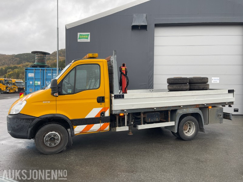 2009 Iveco Daily 3,0 - 177 Hk kranbil med nedfellbare karmer, kun 57865 km ! - Камион со кран: слика 2 2009 Iveco Daily 3,0 - 177 Hk kranbil med nedfellbare karmer, kun 57865 km ! - Камион со кран: слика 2
