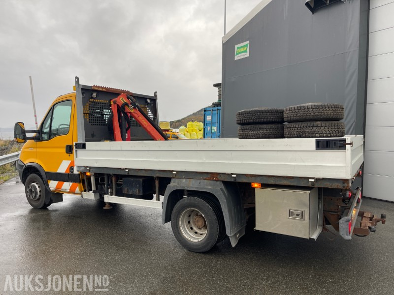 2009 Iveco Daily 3,0 - 177 Hk kranbil med nedfellbare karmer, kun 57865 km ! - Камион со кран: слика 3 2009 Iveco Daily 3,0 - 177 Hk kranbil med nedfellbare karmer, kun 57865 km ! - Камион со кран: слика 3
