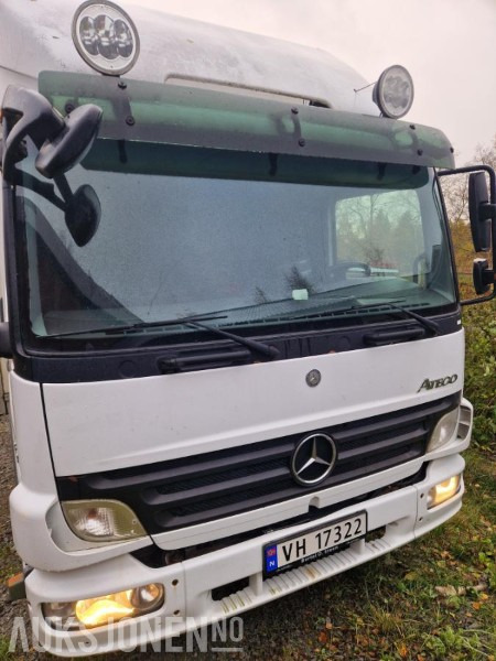 2009 Mercedes-Benz ATEGO 818L todelt skap Bodel Hengerfeste - Камион сандучар: слика 3 2009 Mercedes-Benz ATEGO 818L todelt skap Bodel Hengerfeste - Камион сандучар: слика 3