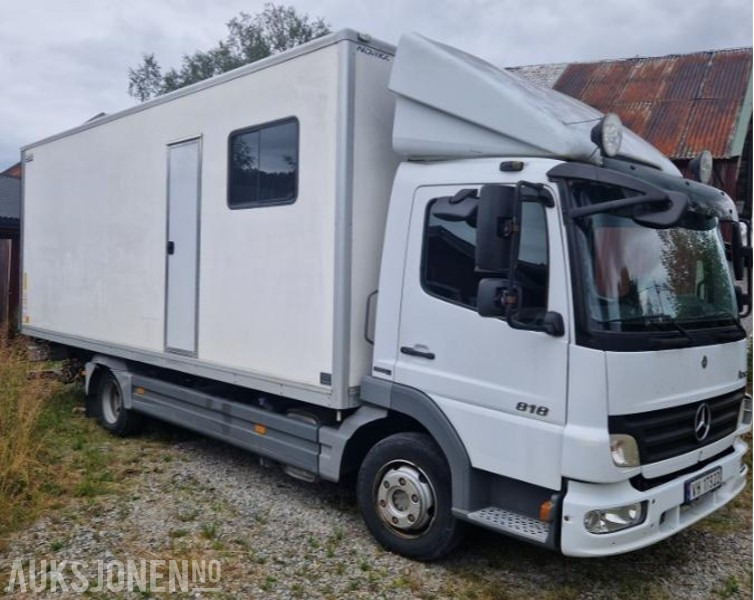 2009 Mercedes-Benz ATEGO 818L todelt skap Bodel Hengerfeste - Камион сандучар: слика 1 2009 Mercedes-Benz ATEGO 818L todelt skap Bodel Hengerfeste - Камион сандучар: слика 1