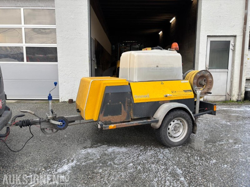 2009 RIONED UNIJET P-41 SPYLEVOGN / HØYTRYKKSVASKER. HONDA GX 670. - Градежна опрема: слика 3 2009 RIONED UNIJET P-41 SPYLEVOGN / HØYTRYKKSVASKER. HONDA GX 670. - Градежна опрема: слика 3