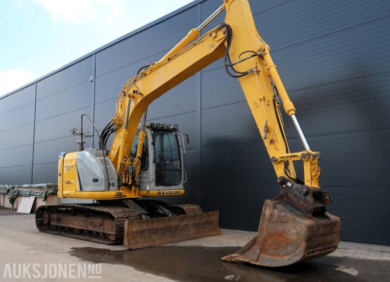 2010 Kobelco E135 BSR-2 gravemaskin med skuffe / 9915 timer - Багер: слика 2 2010 Kobelco E135 BSR-2 gravemaskin med skuffe / 9915 timer - Багер: слика 2
